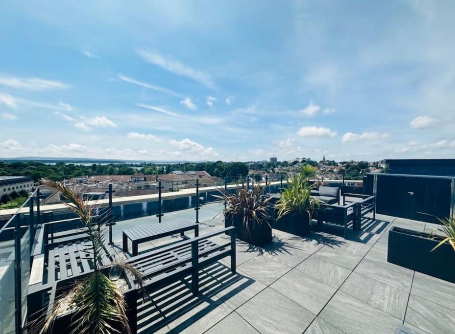 Contemporary, Stylish South Coast Home พูล ภายนอก รูปภาพ